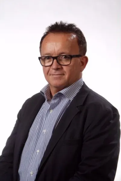 Dr. Kamel Abdennbi